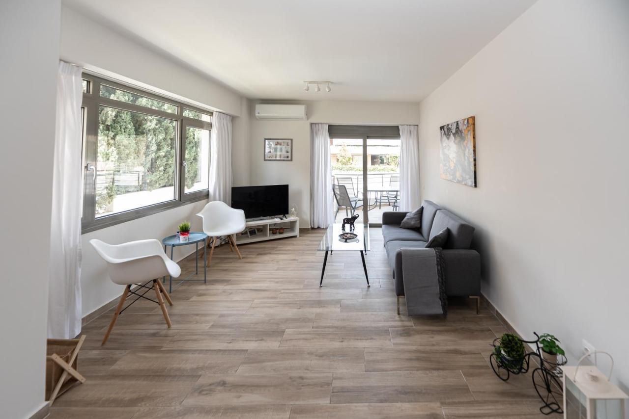 Design Apartment With Swimming Pool Near The Beach Athen Eksteriør billede